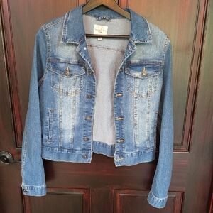 Classic Blue Jean Jacket BOUTIQUE Love Tree MEDIUM